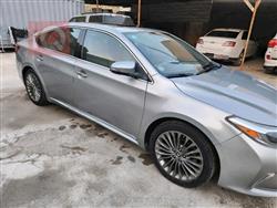 تويوتا أفالون